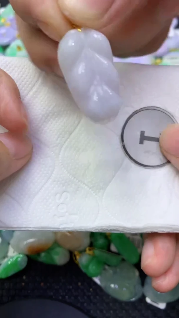 颈饰未镶嵌翡翠天然缅甸翡翠A货