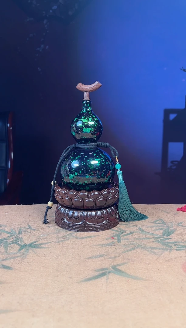 【闪购商品】25--大漆酒葫芦----400ML