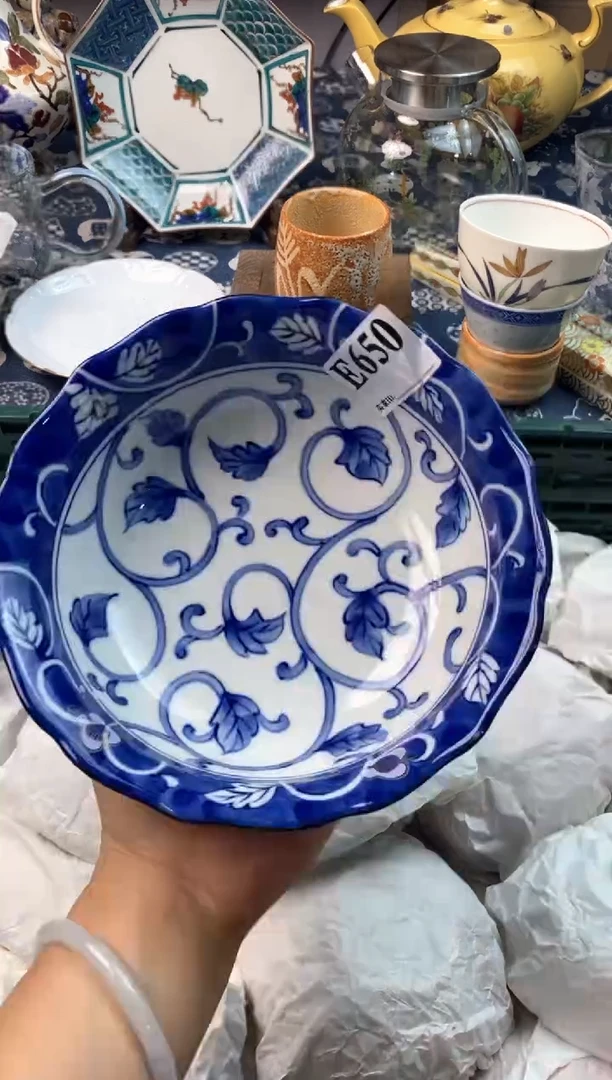 瓷片[○･｀Д´･ ○][○･｀Д´･ ○]