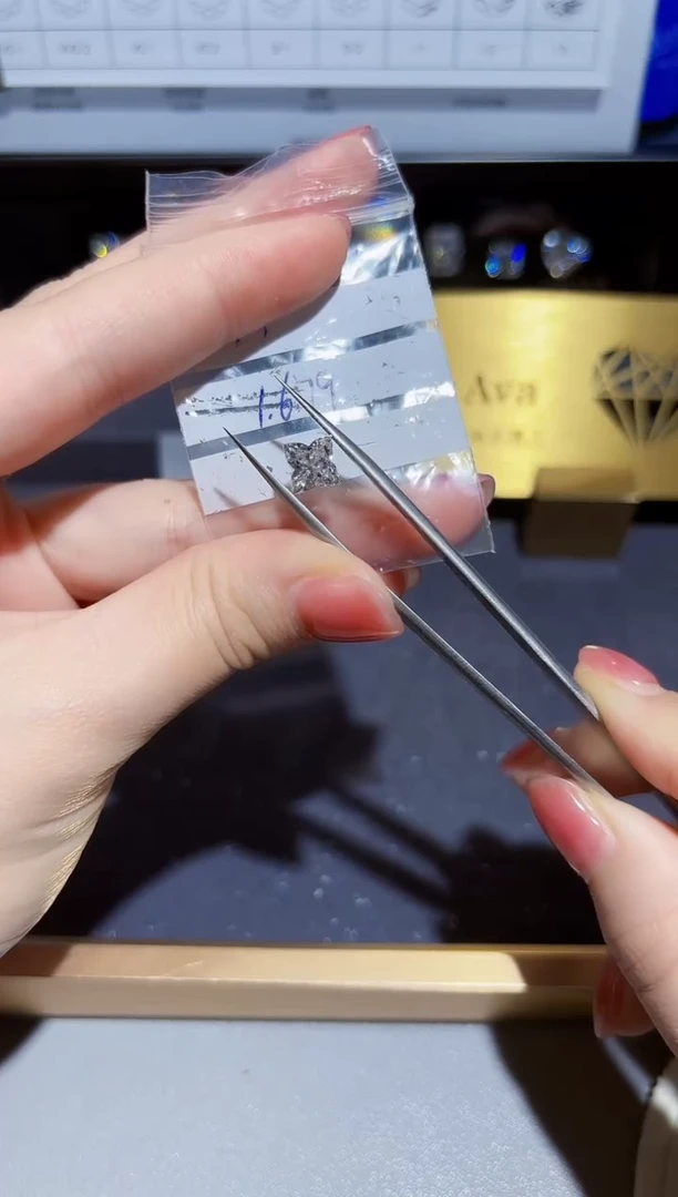 实验室培育钻石裸石未镶嵌M****?1.679 Lv cut