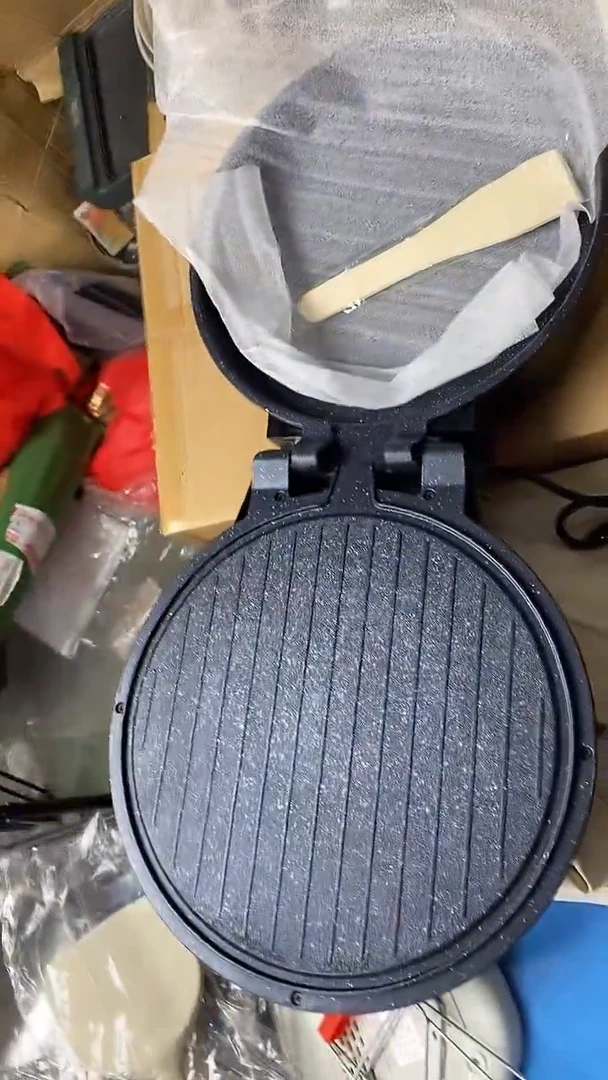 30尺寸电饼铛黑色