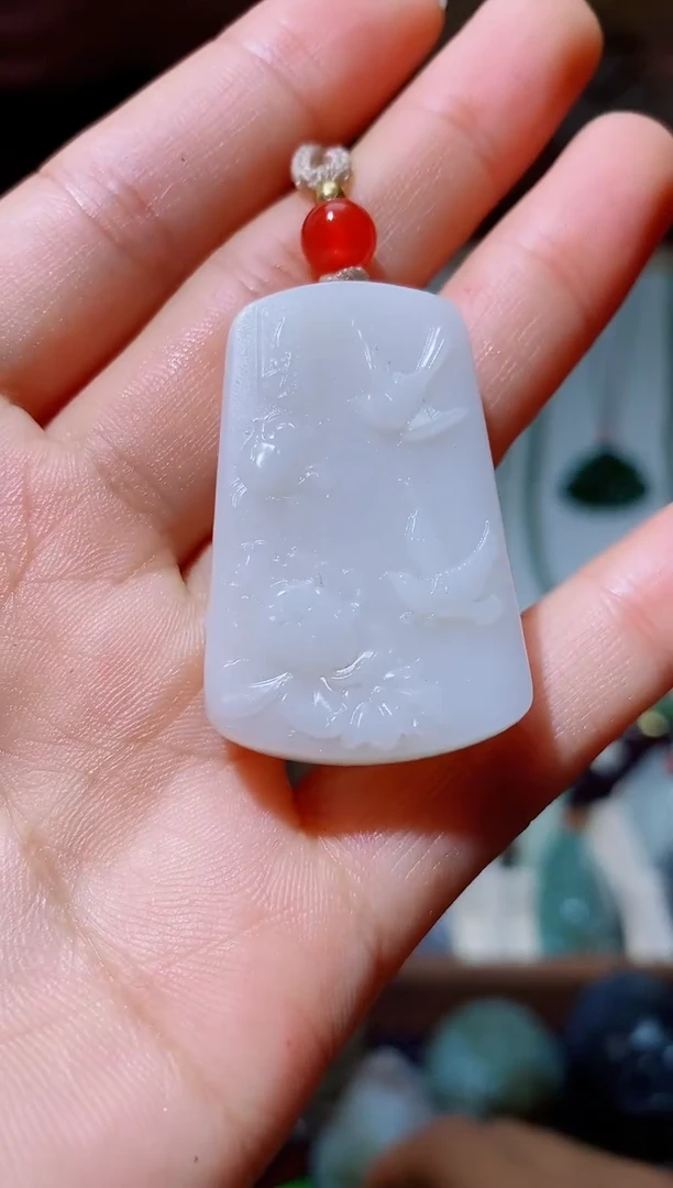 未镶嵌和田玉挂件1