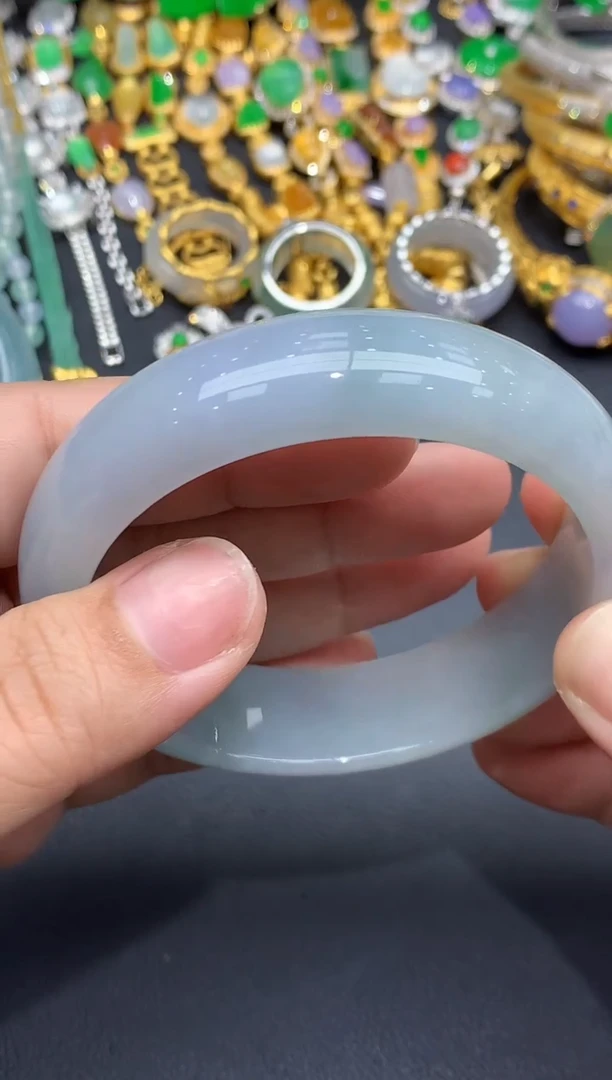 翡翠手镯未镶嵌472-春日珠宝