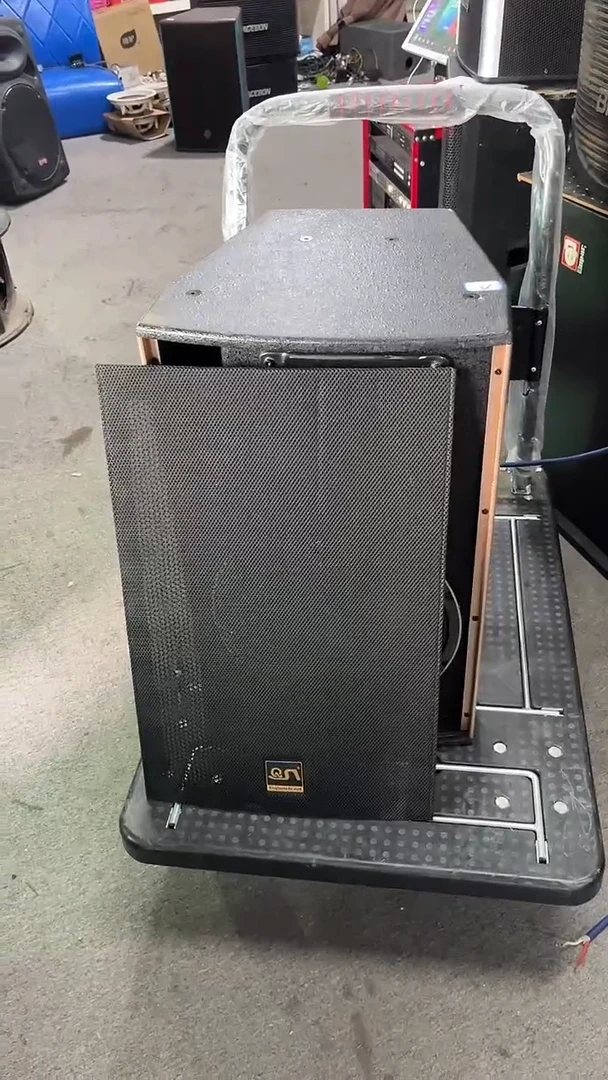 不包邮   单只 12寸 专业箱   运费到付