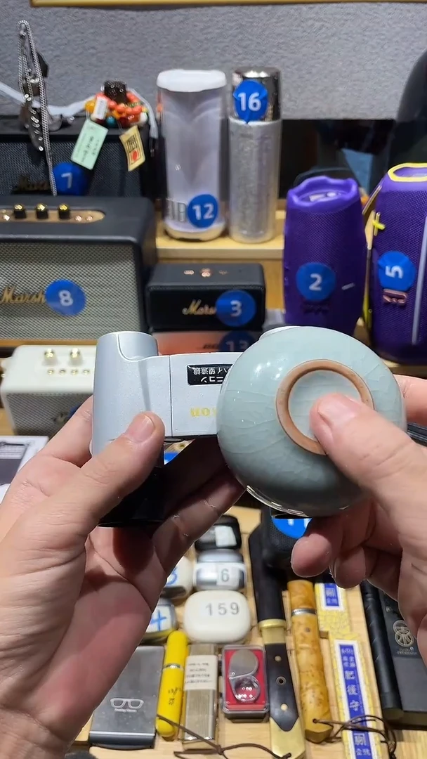 瓷片闪购商品 如图所示