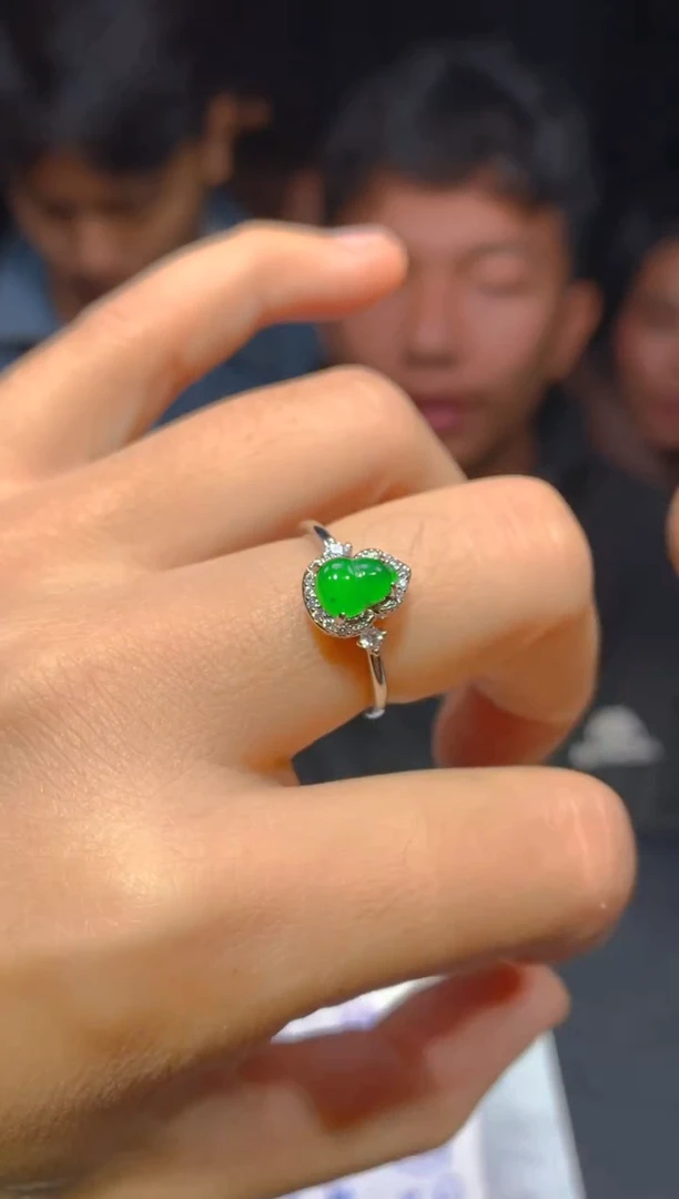 【闪购商品】定制翡翠未镶嵌8多样性发货（发其一）