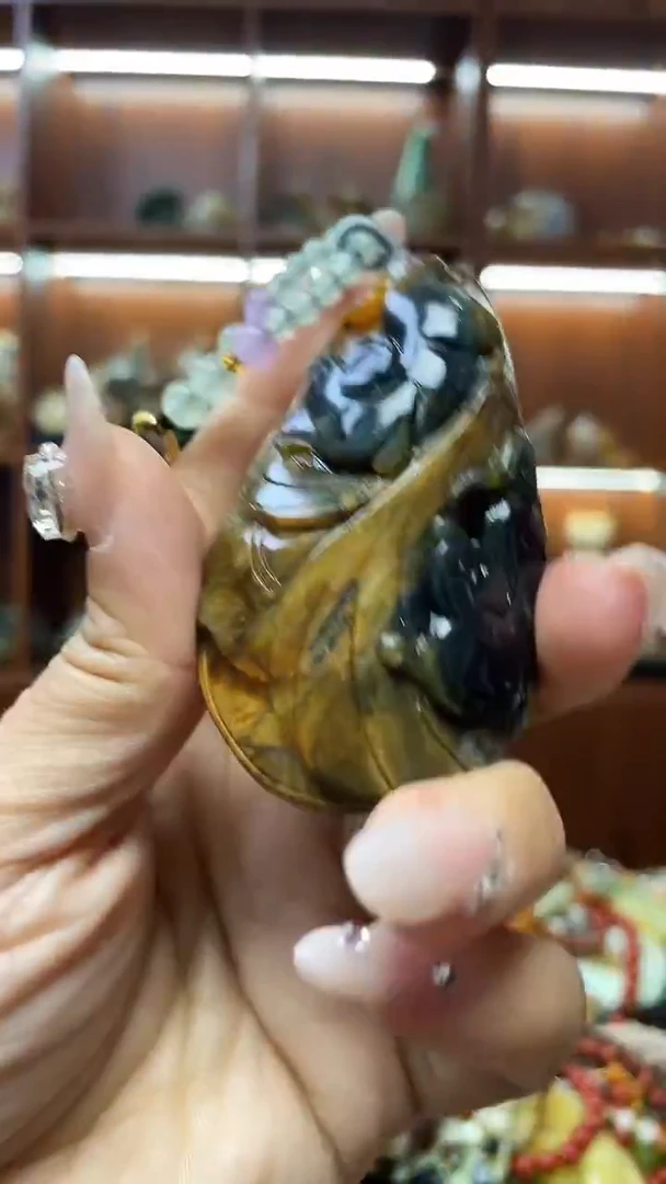 未镶嵌岫玉吊坠