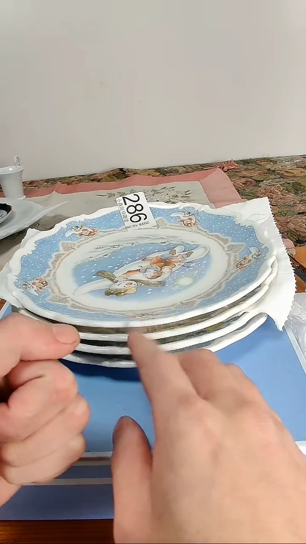瓷片贝***了小淼海外陶瓷工艺品