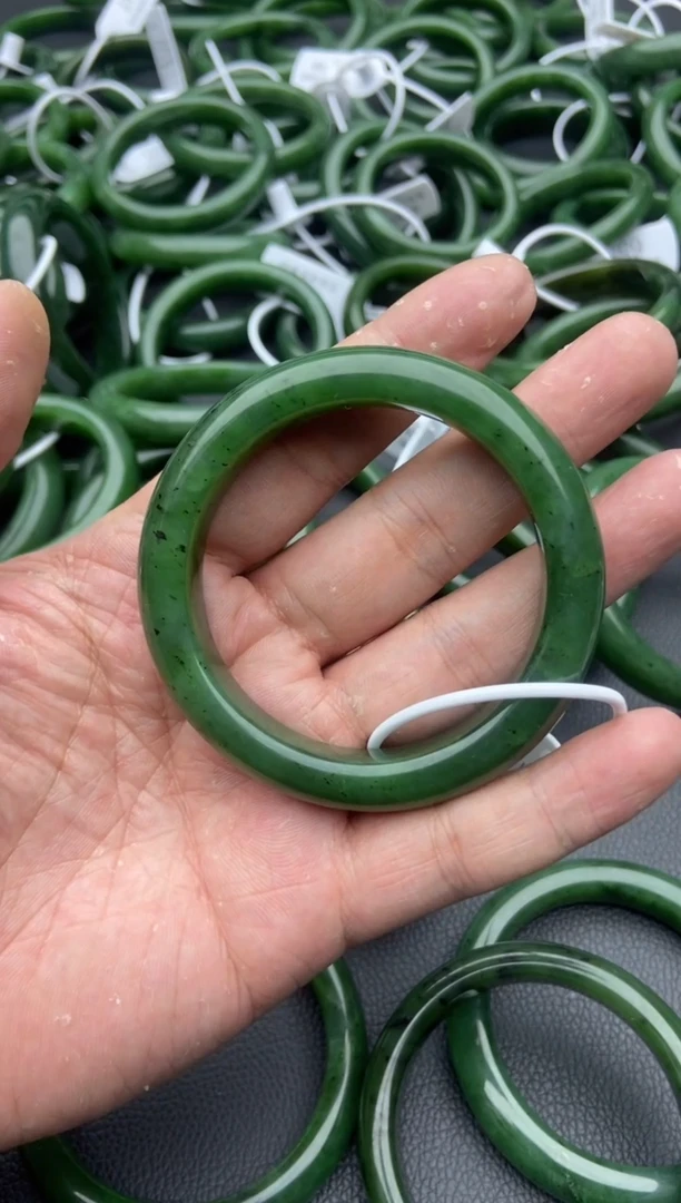 未镶嵌手镯和田玉（碧玉）34-56.9