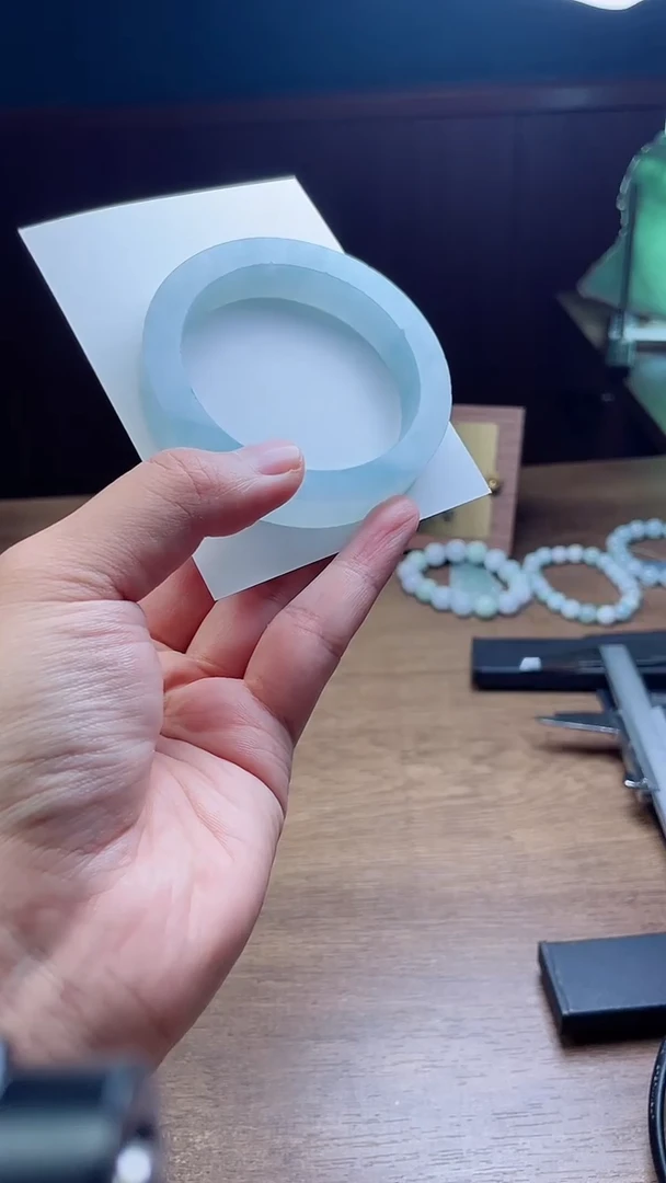 定制翡翠手镯未镶嵌檸**?定制