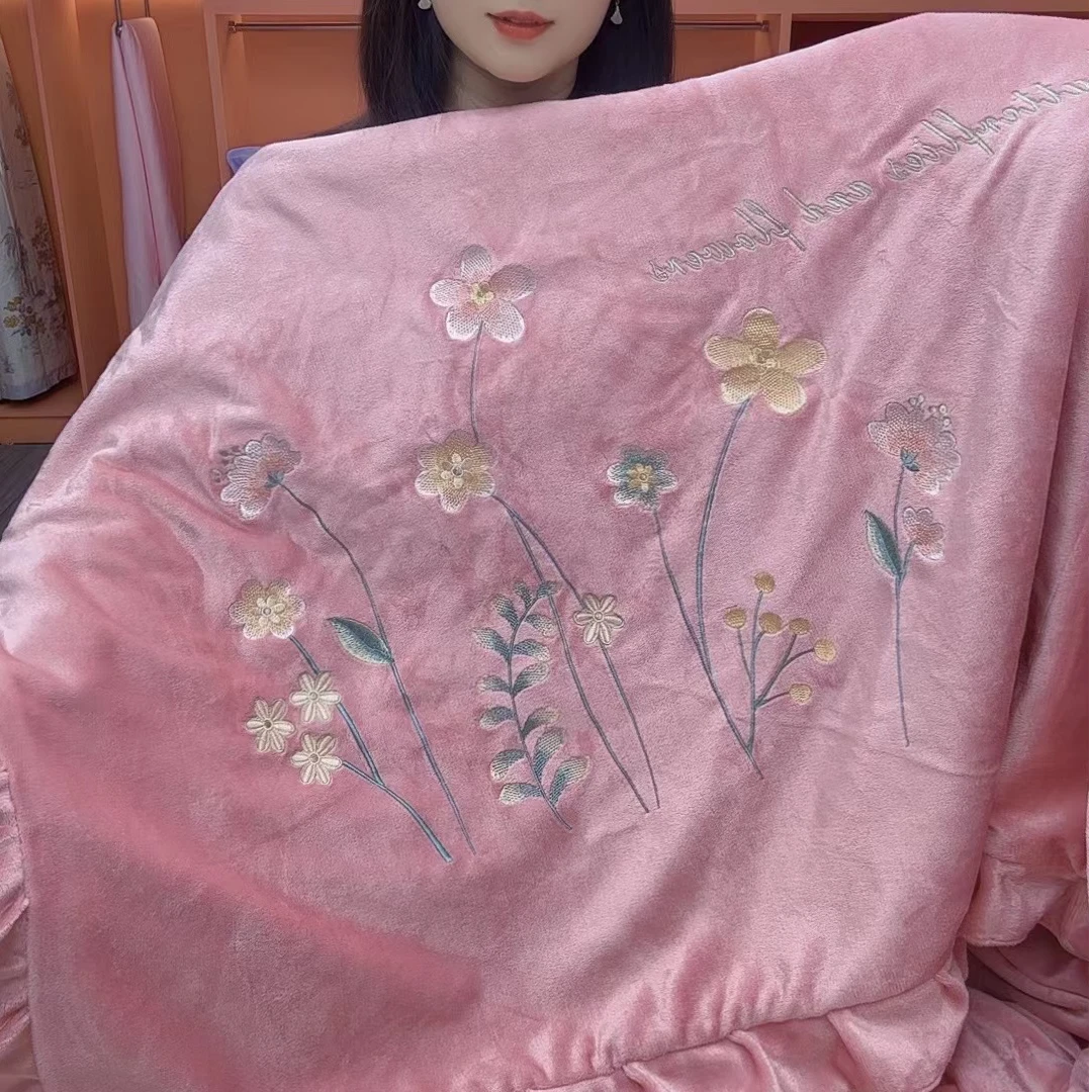 【浪漫花园】粉加绒被罩轻奢绣花牛奶绒四件套加厚刺绣绣花绒被套