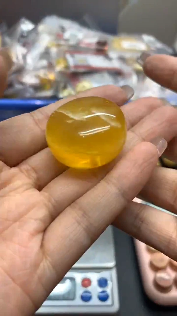 未镶嵌琥珀珠宝奇石2193