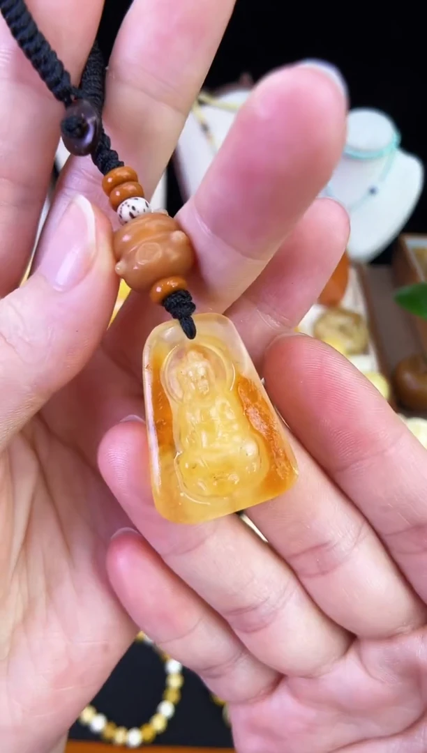 琥珀未镶嵌珠宝奇石柒月