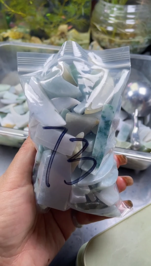 配石翡翠天然翡翠中号500克73