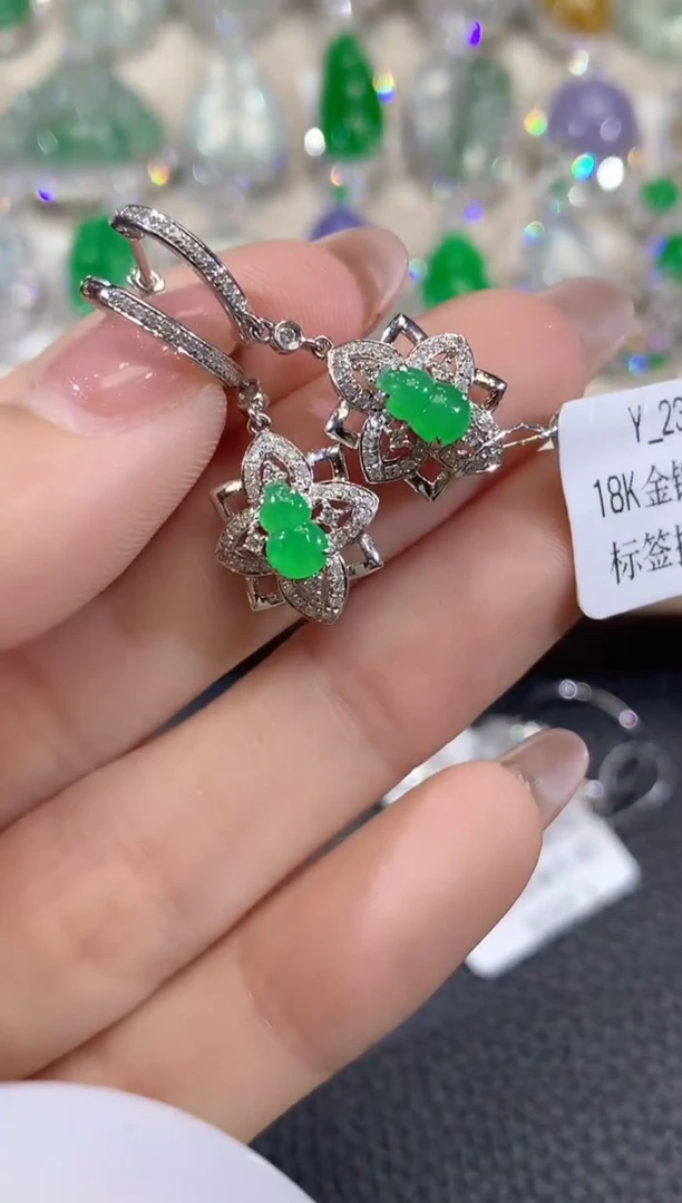 18K金镶嵌翡翠耳饰A61翡翠