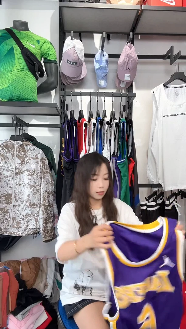 1316编码 瑕疵款以直播间过款为准 尺码XL