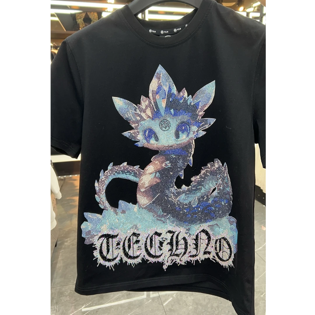 TCH服饰店播-潮牌2025新款龙烫钻工艺T恤T75B106008