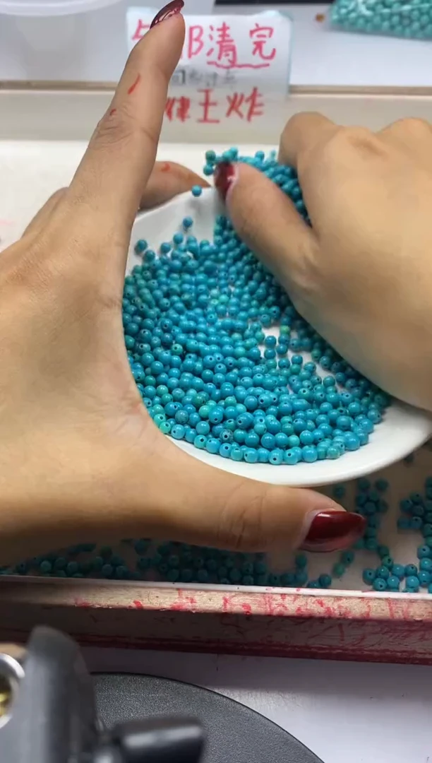 【闪购商品】玛瑙/玉髓颈饰未镶嵌w410高瓷绿*松3mm*100颗