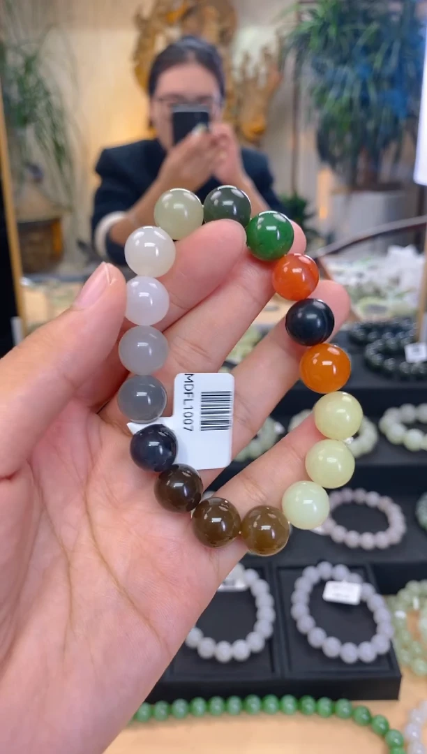 未镶嵌手串和田玉卡12