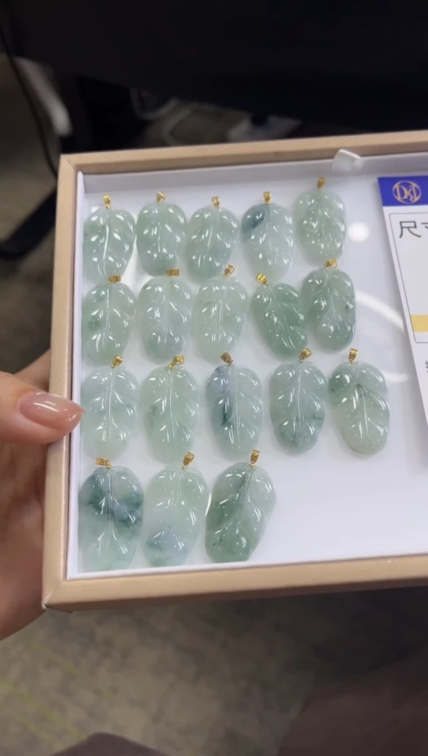 翡翠18K金镶嵌颈饰X19 /多样性发一件/配绳子