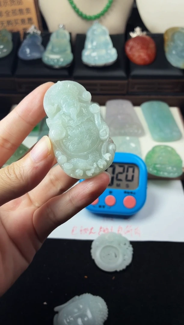 未镶嵌定制翡翠w****军5069毛货不退不换