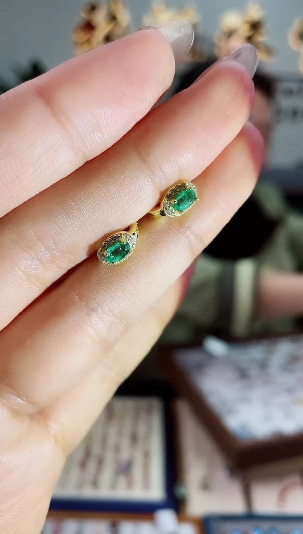 【闪购商品】祖母绿耳饰银S925镶嵌耳饰
