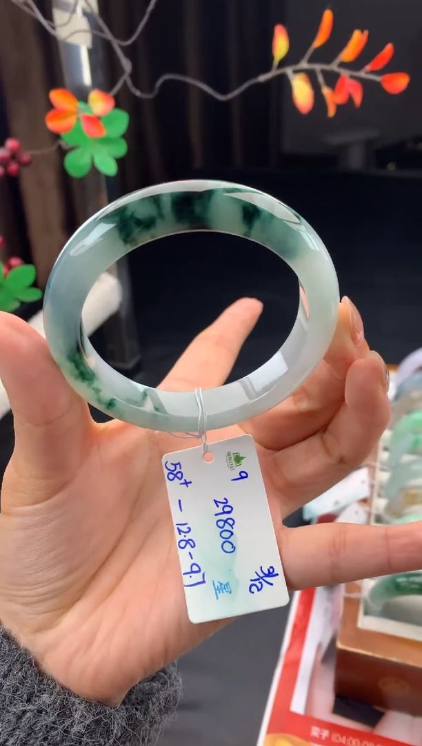 未镶嵌手镯翡翠翡翠自带#送人#，假一赔三