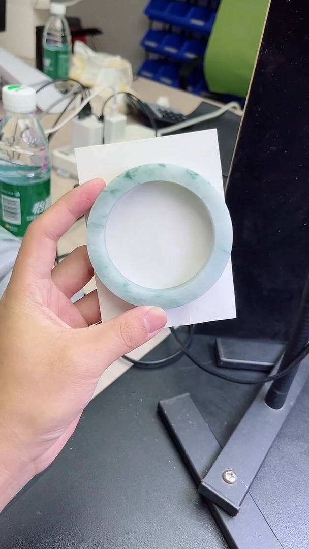 未镶嵌手镯定制翡翠梦定制