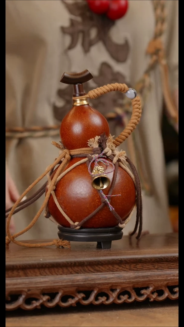 131号精品天然大漆酒葫芦一物一拍~