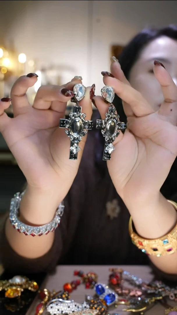 铜合金无黑色耳环