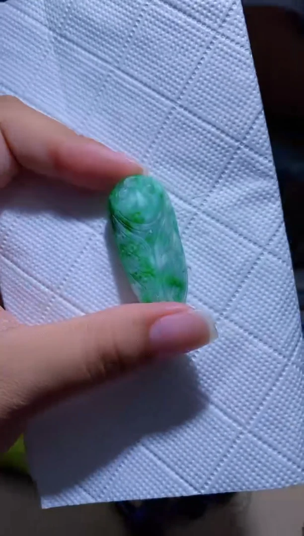 未镶嵌定制翡翠挂件