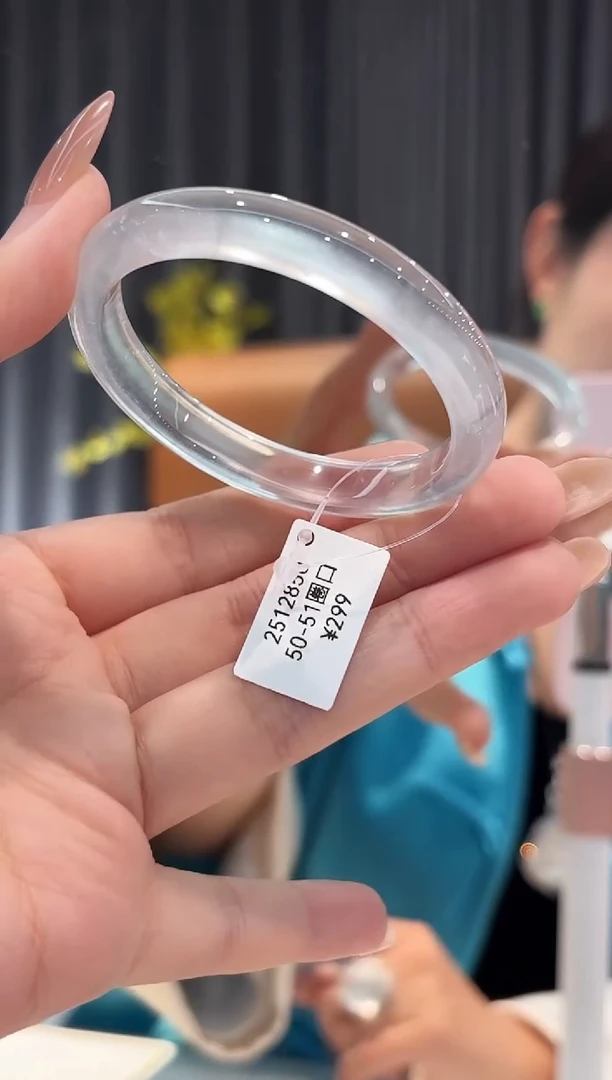 未镶嵌手镯石英质玉12850