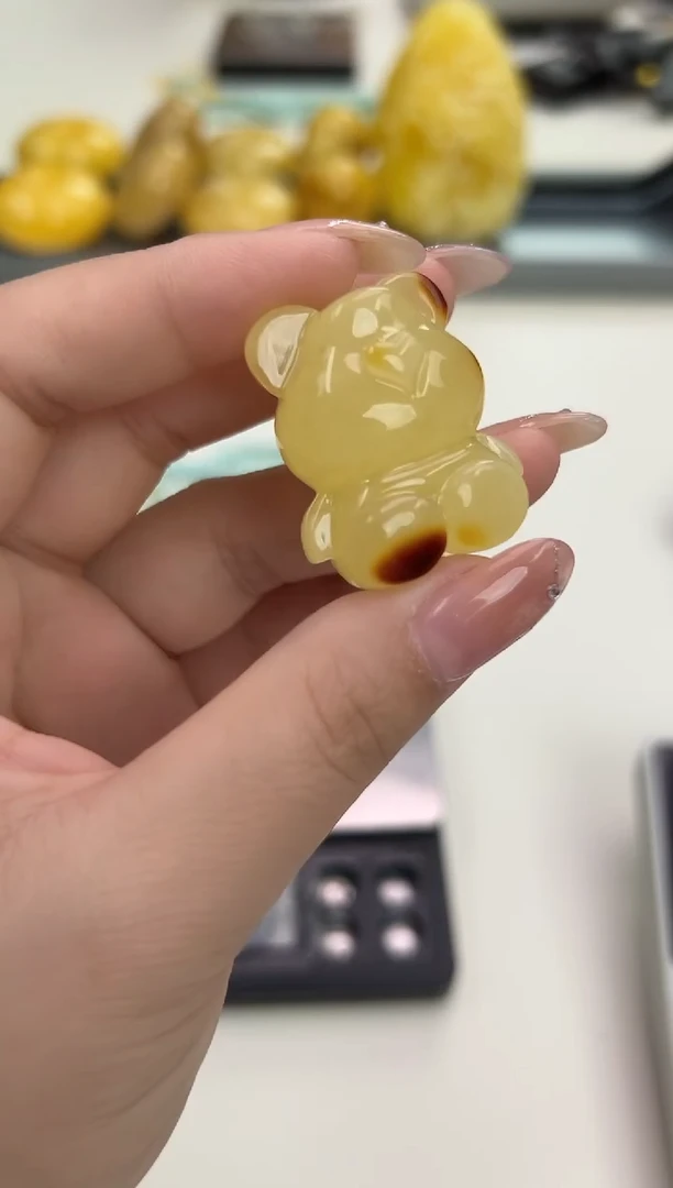 裸石琥珀未镶嵌琥珀蜜蜡吊坠
