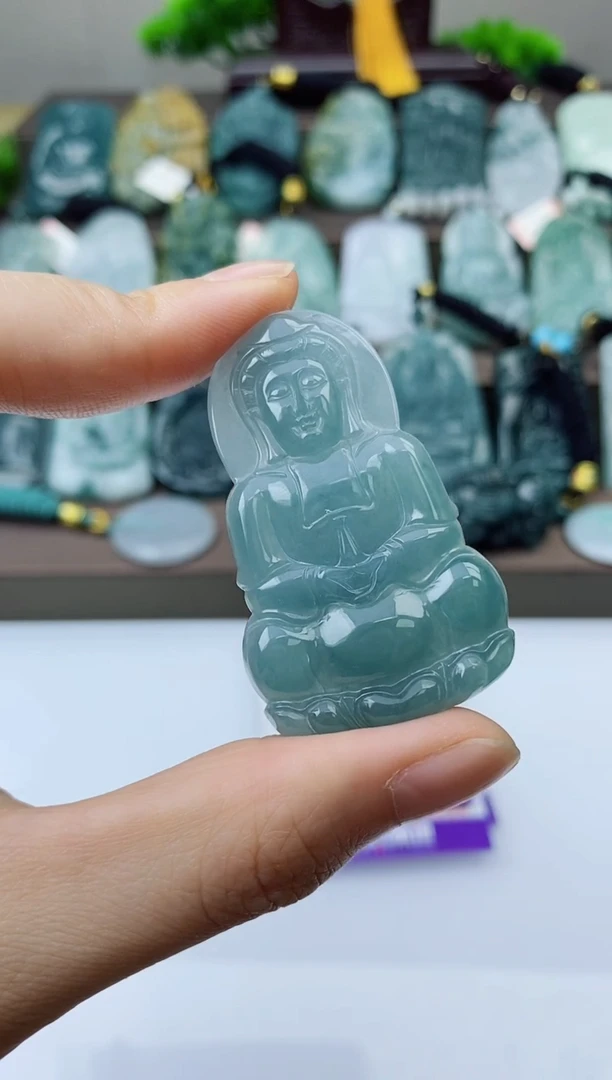 翡翠未镶嵌颈饰多样性一件发货