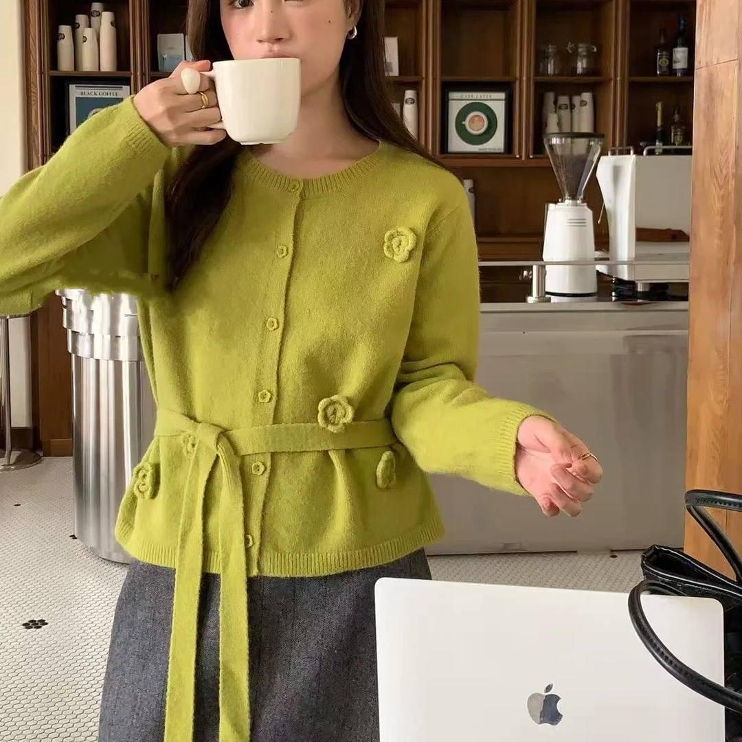 （断码断色福利）6038番外手钩立体花朵系带单排扣百搭针织开衫女