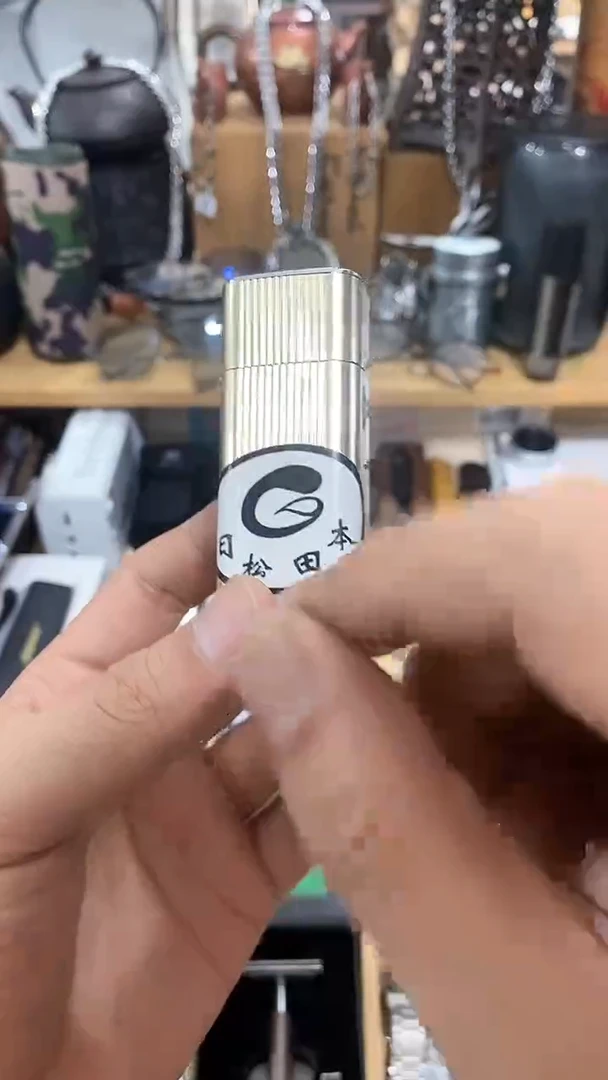 瓷片闪购商品  如图所示