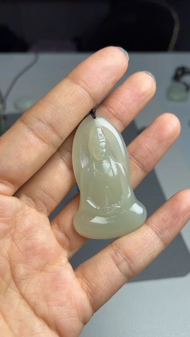 和田玉未镶嵌颈饰1