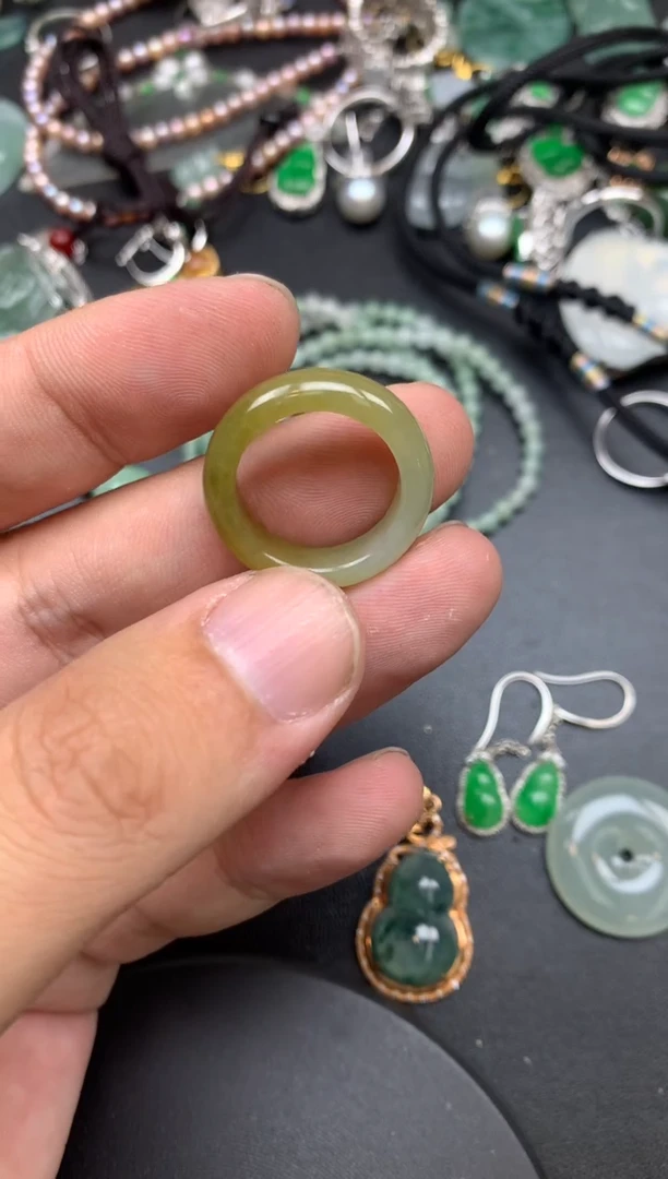 颈饰未镶嵌翡翠?****面大吉商品不退不换