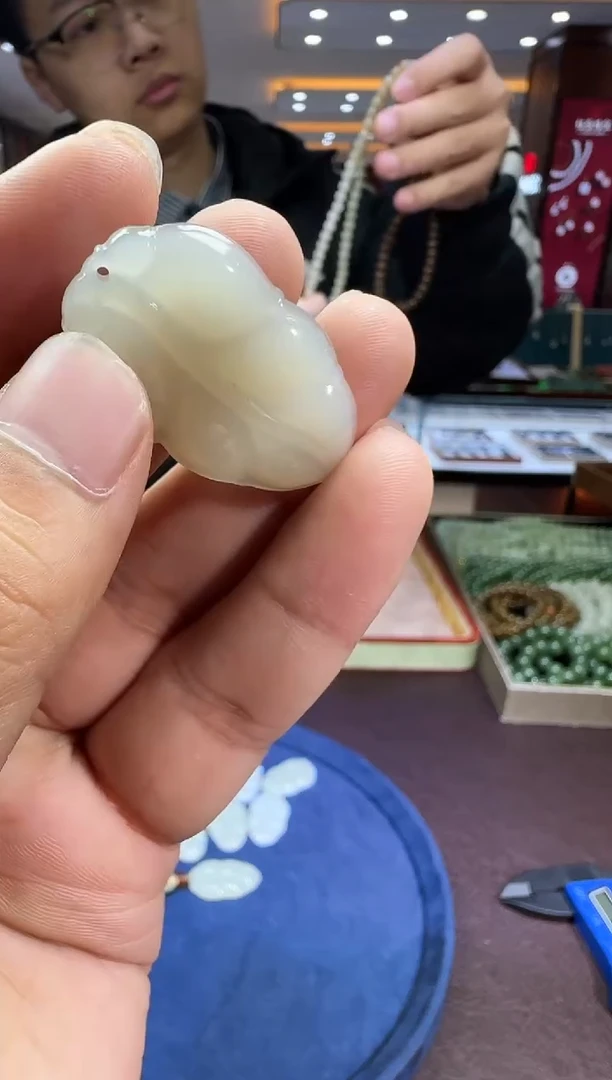 未镶嵌和田玉挂件【陆1229】73 7023 多样性发其一