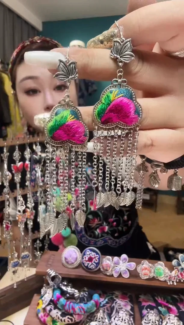 刺绣纯手工民族风刺绣耳环