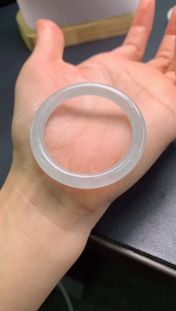 未镶嵌定制翡翠0600851266（41*5*6.2）