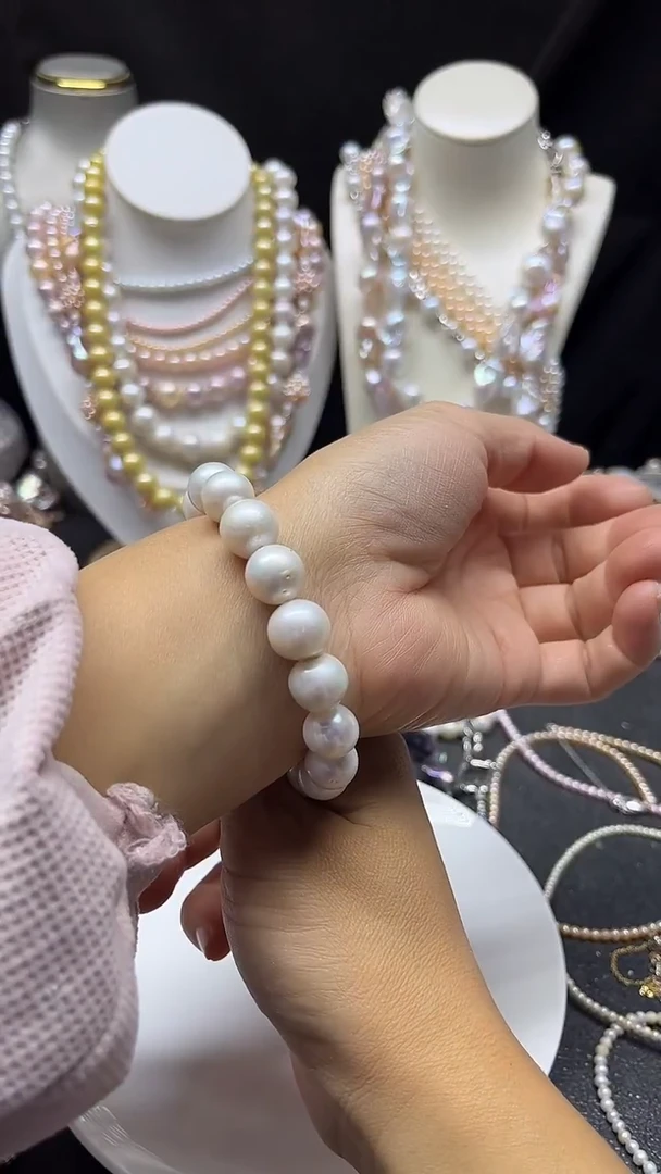 颈饰未镶嵌淡水珍珠多人手链