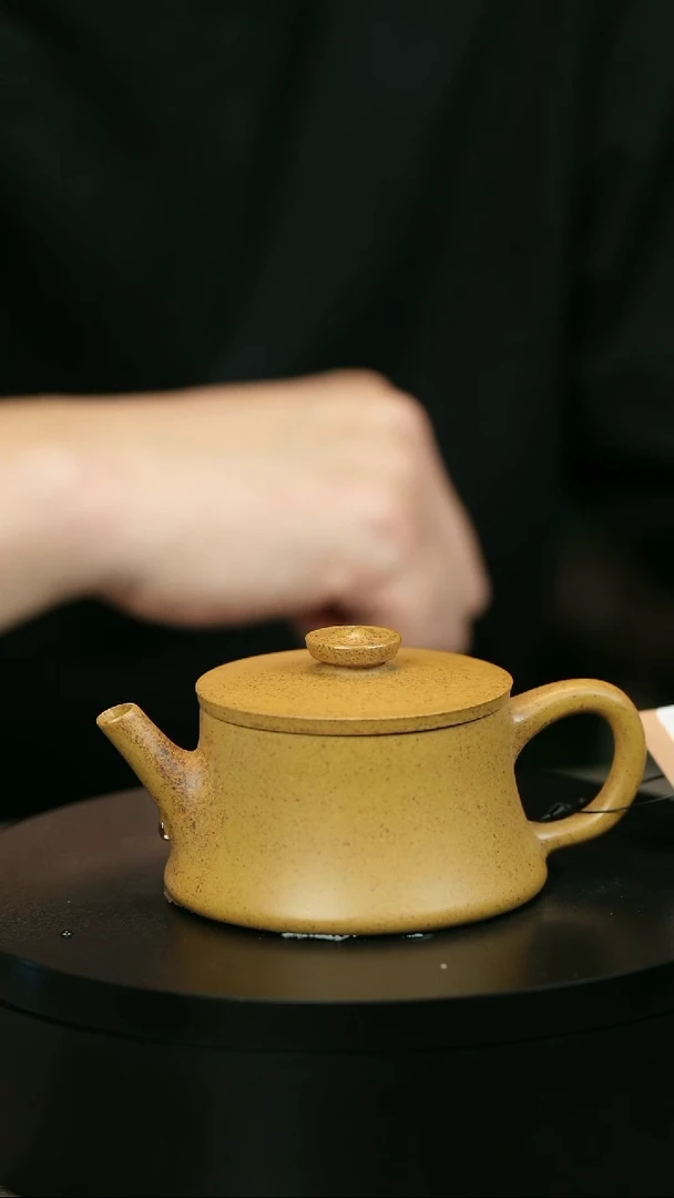 茶壶紫砂渭**客H2066范菊芳高温云柱