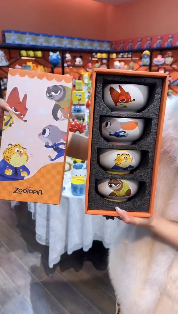 瓷片@@疯狂动物城4.5寸陶瓷四碗礼盒装