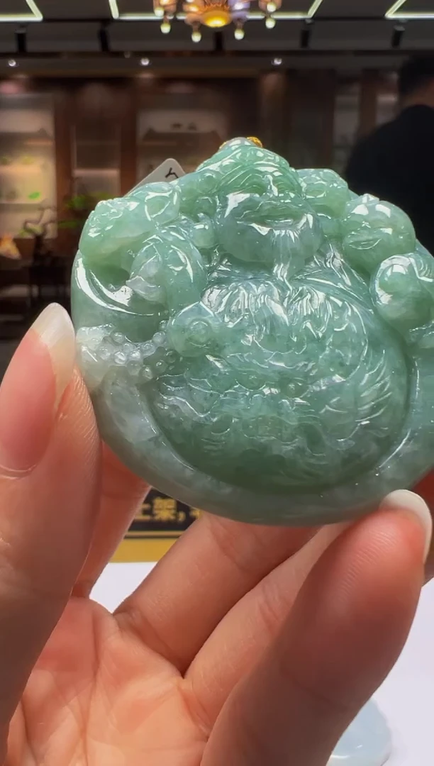 翡翠未镶嵌颈饰Q2025-7-30-8