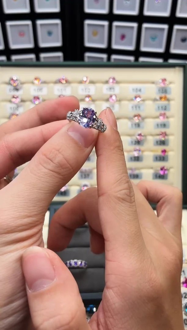 戒指彩色蓝宝石银S925镶嵌333