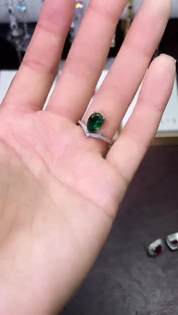 合金合成钻石绿宝皇冠戒指