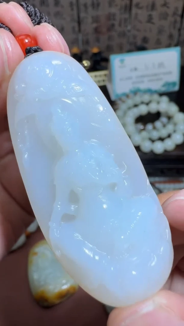 未镶嵌和田玉挂件和田玉
