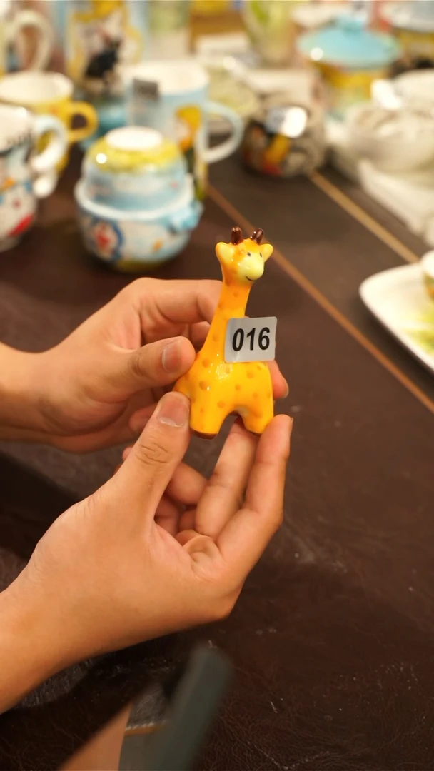 景德镇高温釉下五彩手绘陶瓷016