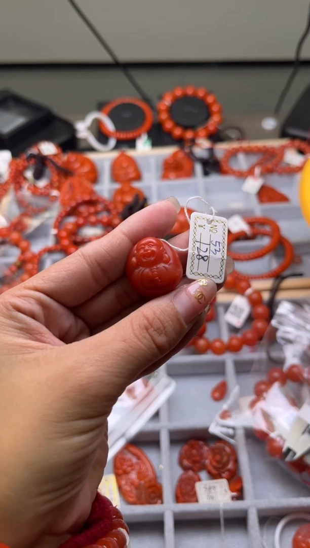 【闪购商品】南红玛瑙珠宝奇石未镶嵌53